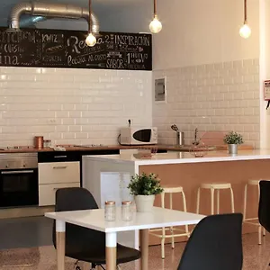 https://trevejo-hostel.tenerifehoteles.net